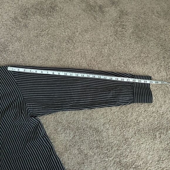 Roar button up shirt  - Picture 8 of 8